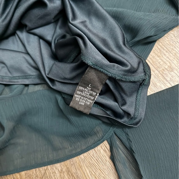 AGB • Boho Flutter Sleeve Crochet Blouse - Picture 6 of 11